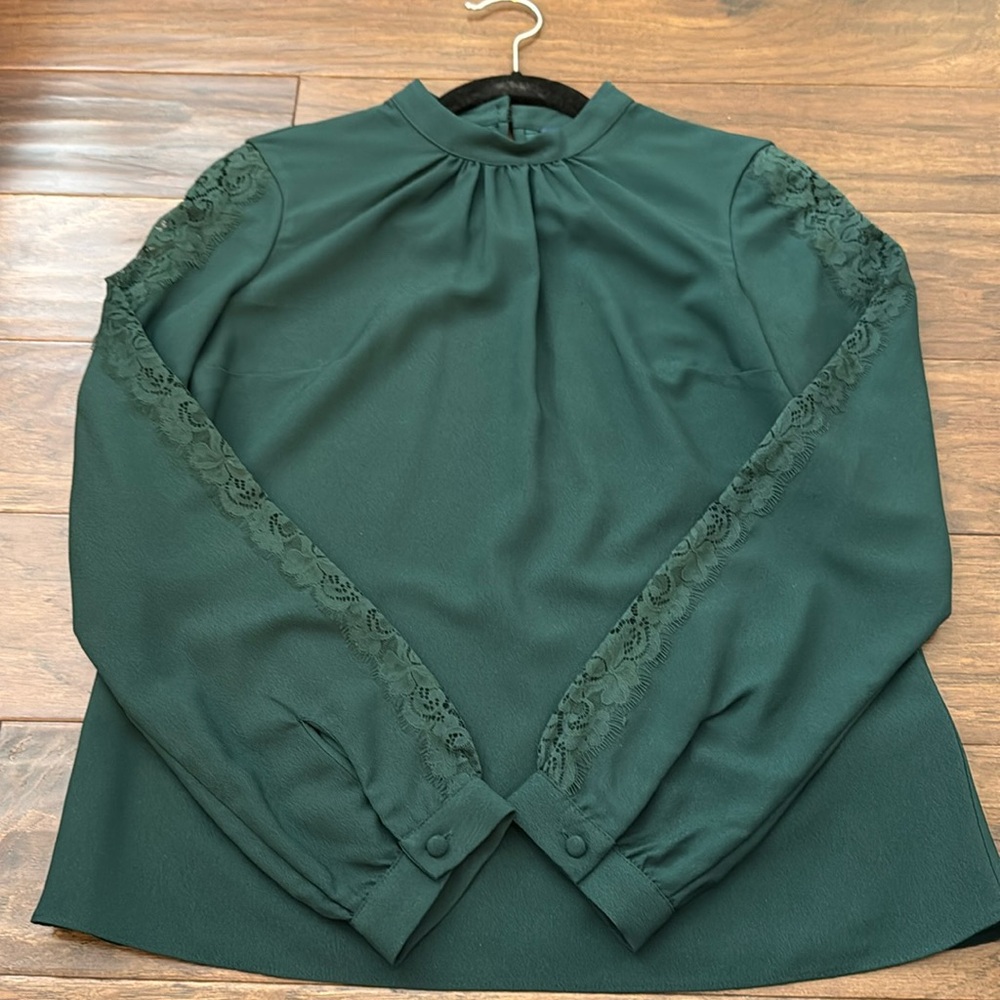 Women’s Brooks Brothers Blouse (Size 2)